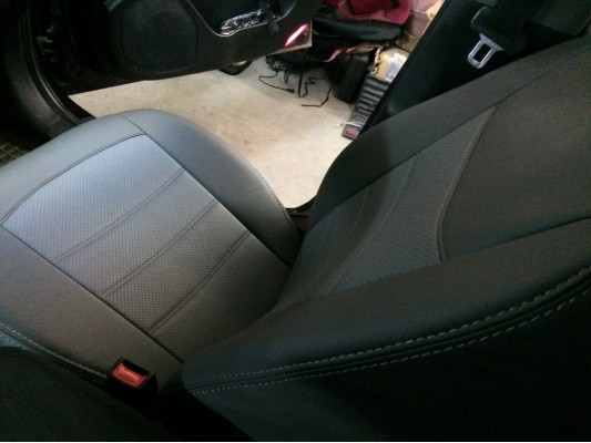 Авточехлы на Hyundai Santa Fe Авточехлы на Hyundai Santa Fe