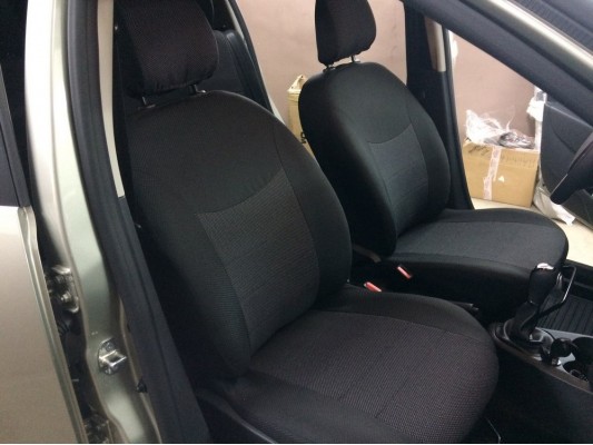 Авточехлы на Renault Sandero Stepway 2