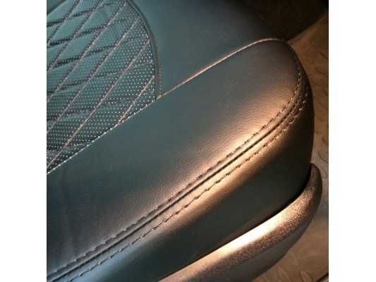 Авточехлы на Toyota Land Cruiser Prado 150