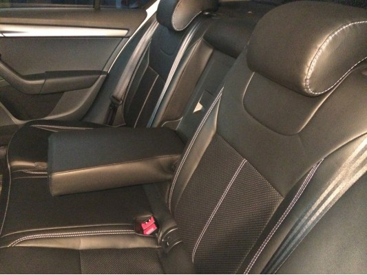 У вас другая модель авто? Каркасные авточехлы пошить сможем!